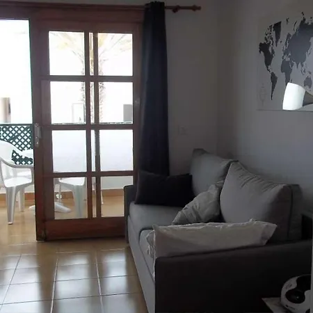 Puerto Del Carmen Sleeps 4 Pool Wifi Lejlighed *