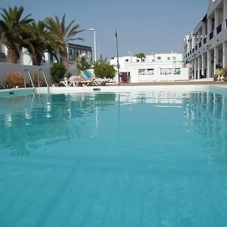Puerto Del Carmen Sleeps 4 Pool Wifi Puerto del Carmen (Lanzarote)